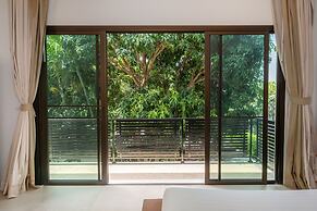 Grand Tropical Pool Villa Oxavia NaiHarn