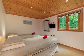 Everwyn Lodge - Luxury Lodge With Hot Tub