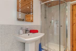 Everwyn Lodge - Luxury Lodge With Hot Tub