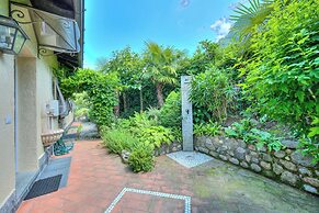 Casa Francesca Garden And View