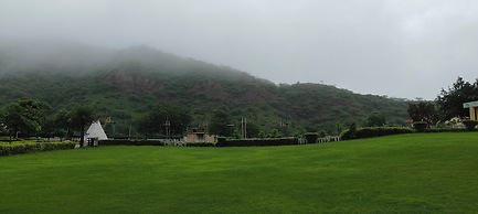 MANOHAR VILLAS