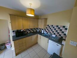 Newly Available 3-bed Apt in Porthcawl, 6 Guests