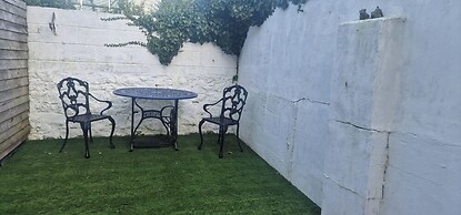 6 Guests-free Public Parking-5 Min to Beach