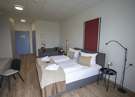 B Home Apart Hotel by Alpha