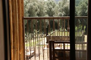 TERRA ROSA COUNTRY HOUSE & VINEYARDS