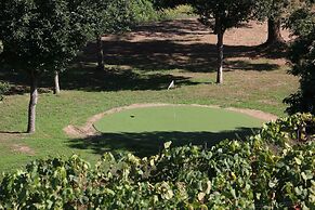 TERRA ROSA COUNTRY HOUSE & VINEYARDS