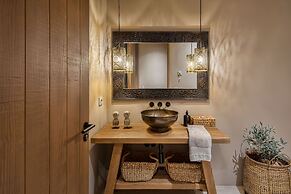 TERRA ROSA COUNTRY HOUSE & VINEYARDS