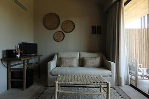 TERRA ROSA COUNTRY HOUSE & VINEYARDS