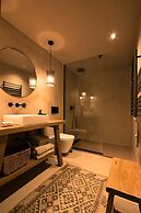 TERRA ROSA COUNTRY HOUSE & VINEYARDS