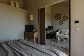 TERRA ROSA COUNTRY HOUSE & VINEYARDS