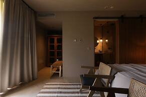 TERRA ROSA COUNTRY HOUSE & VINEYARDS