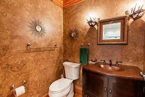 Pinehurst Townhomes #4 1 Bedroom Townhouse by RedAwning