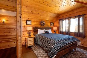 Village Bear 3 Bedroom Cabin by Redawning