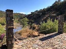 Casas de Campo do Castro da Cola
