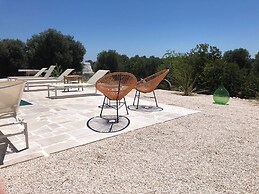 Impeccable 3-bed Villa in Contrada Sessana Grande