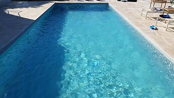 Impeccable 3-bed Villa in Contrada Sessana Grande