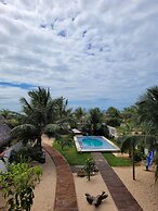 CONDOMÍNIO SHALOM BEACH