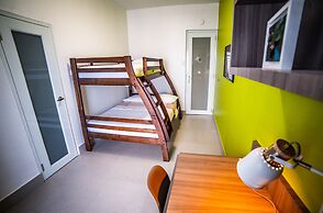 Melao Lodge - Hostel