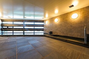 SETOUCHI KEIRIN HOTEL 10 by Onko Chishin