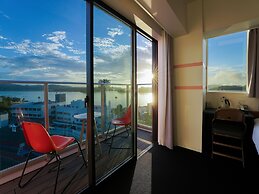 SETOUCHI KEIRIN HOTEL 10 by Onko Chishin