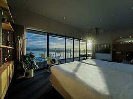 SETOUCHI KEIRIN HOTEL 10 by Onko Chishin