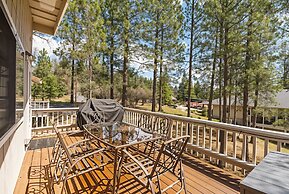 Three Wild Turkeys - Amazing Outdoor Spaces!  2 Decks! by Yosemite Reg