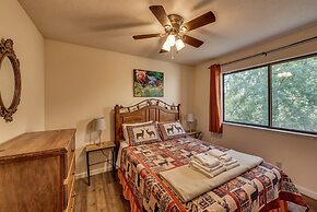 Grizzly Bear Lodge Rustic Cabin by Yosemite Region Resorts