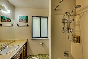 Grizzly Bear Lodge Rustic Cabin by Yosemite Region Resorts