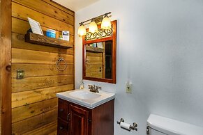 Cabina De Alba - Charming and Modern by Yosemite Region Resorts