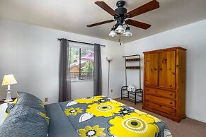 Cabina De Alba - Charming and Modern by Yosemite Region Resorts