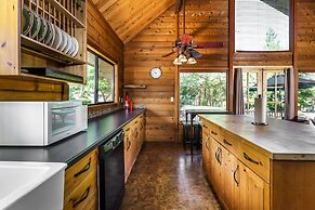 Cabina De Alba - Charming and Modern by Yosemite Region Resorts