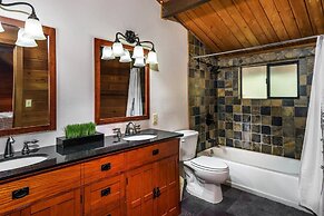 Cabina De Alba - Charming and Modern by Yosemite Region Resorts