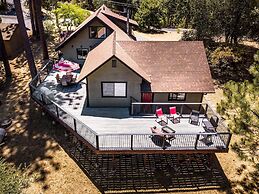 Cabina De Alba - Charming and Modern by Yosemite Region Resorts