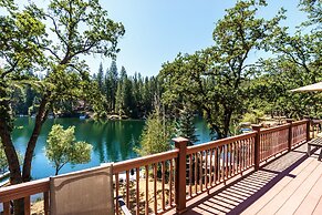 Better at the Lake - Lakefront with Gorgeous Views and a Private Dock 