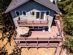 Better at the Lake - Lakefront with Gorgeous Views and a Private Dock 