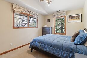 Better at the Lake - Lakefront with Gorgeous Views and a Private Dock 