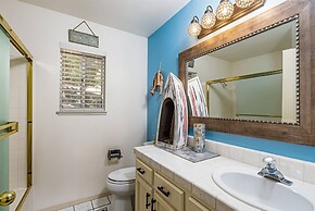 Ridgecrest Rendezvous -  Huge Wrap-Around Deck - Perfect for Sunbathin