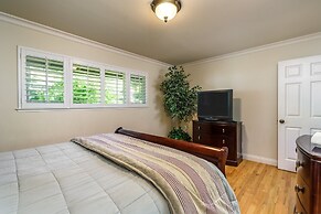 Creme de la Creme 1 - Pet Friendly Near Dunn Court Beach by Yosemite R