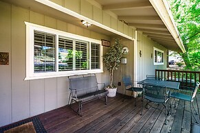 Creme de la Creme 1 - Pet Friendly Near Dunn Court Beach by Yosemite R