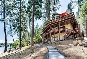 Dos Pinos - Spacious Lakefront Cabin w/ Game Room by Yosemite Region R