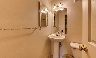 Casa Del Lago - Only 200 Yards from the Beach by Yosemite Region Resor