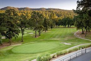 Casa Del Lago - Only 200 Yards from the Beach by Yosemite Region Resor