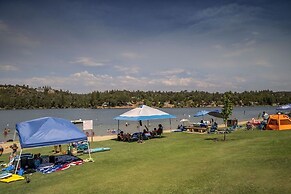 Casa Del Lago - Only 200 Yards from the Beach by Yosemite Region Resor