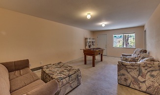 Casa Del Lago - Only 200 Yards from the Beach by Yosemite Region Resor