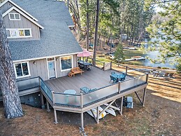 Casa Cassaretto - This Beautiful Lakefront Home is Only 50 yards from 