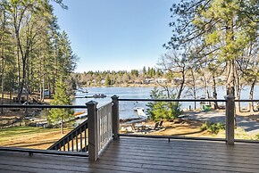 Casa Cassaretto - This Beautiful Lakefront Home is Only 50 yards from 