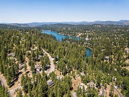 Miner's Claim by Yosemite Region Resorts