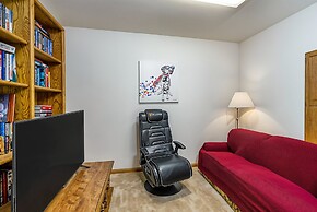 Miner's Claim by Yosemite Region Resorts