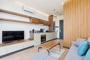 Bayview Hills Luxury Residences