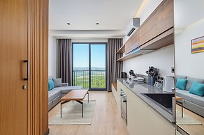 Bayview Hills Luxury Residences